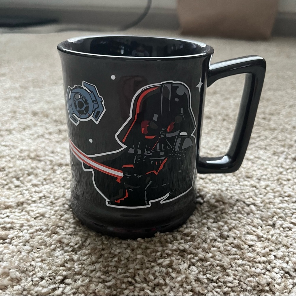 -NWOT- Star Wars Darth Vader mug